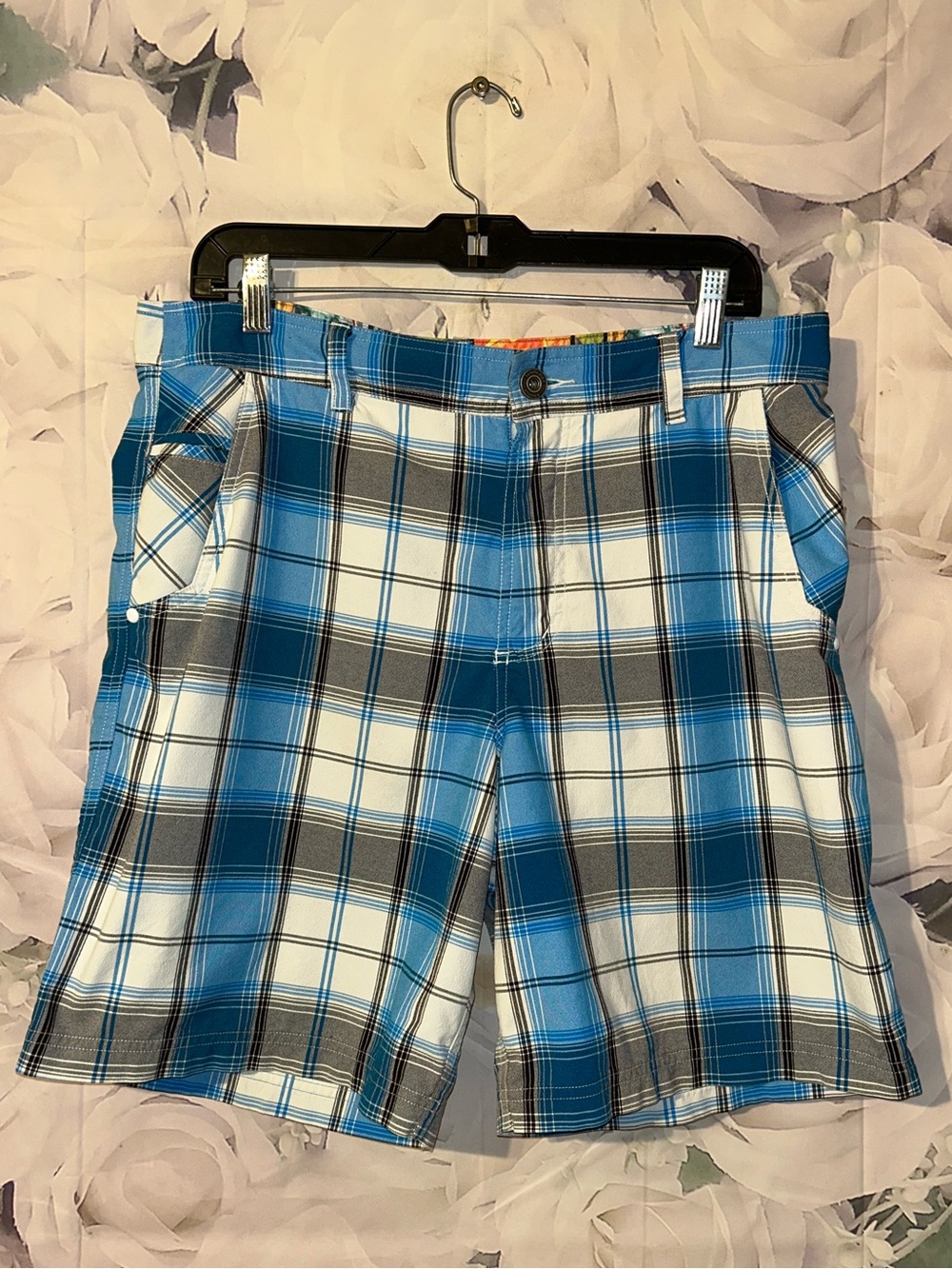 Lululemon Men's Shorts Size 36 Blue Plaid Check 10” Inseam Golf Casual Preppy